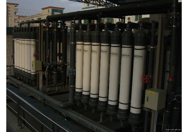 河南大河人家商用矿泉水设备 弱碱性水设备批发  苏打水生产设备安装